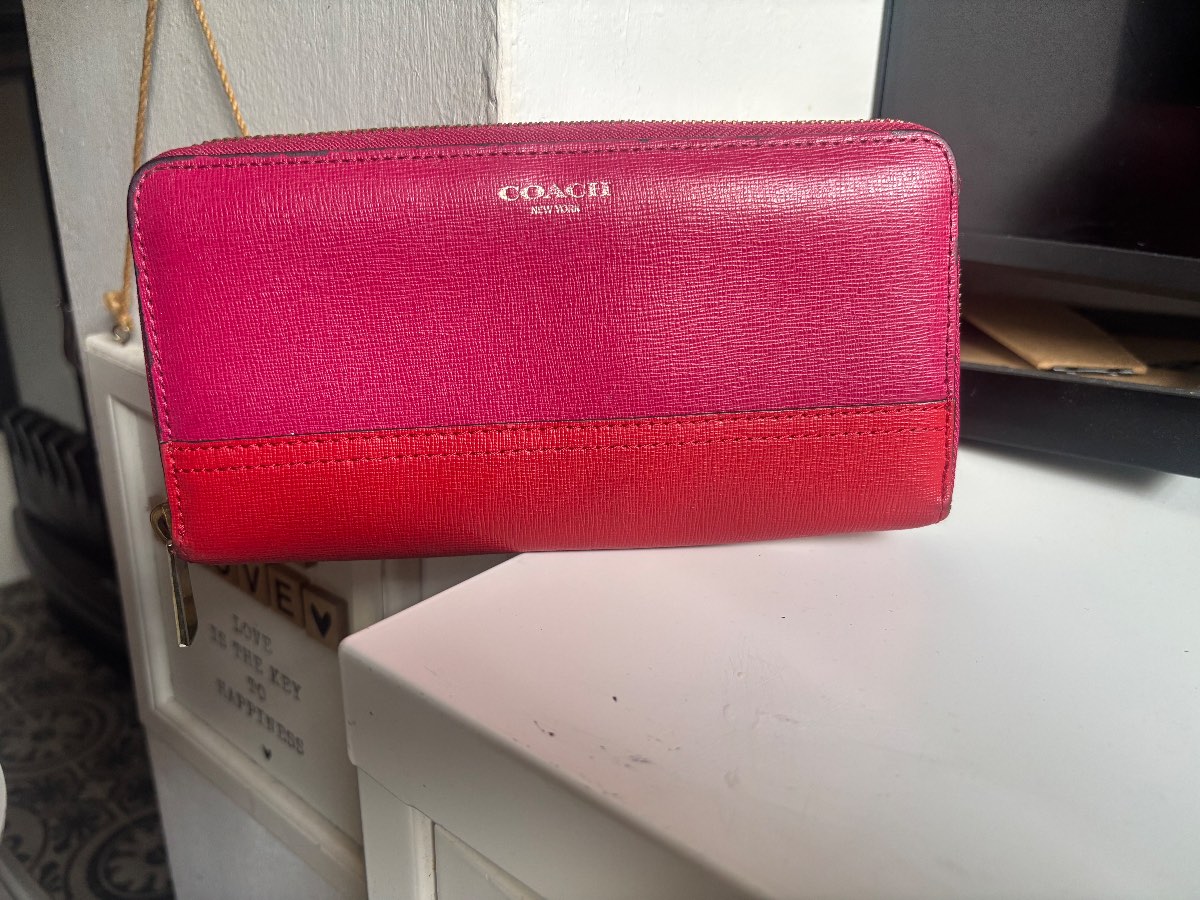 Genuine coach pink and red purse/wallet with gold hardware