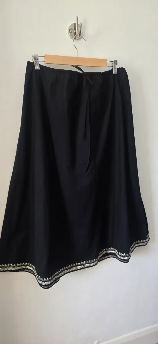 Cotton black embroidered Midi maxi skirt Vintage Nicole Farhi