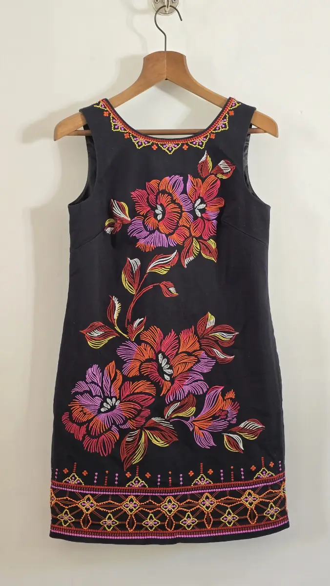 Monsoon embroidered beaded mididress nlack multi graphic size 10-12UK