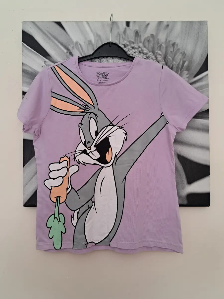 Girls t-shirt age 9 - 10