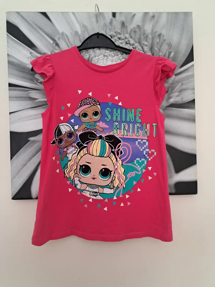 Girls LOL style t-shirt age 8 - 9