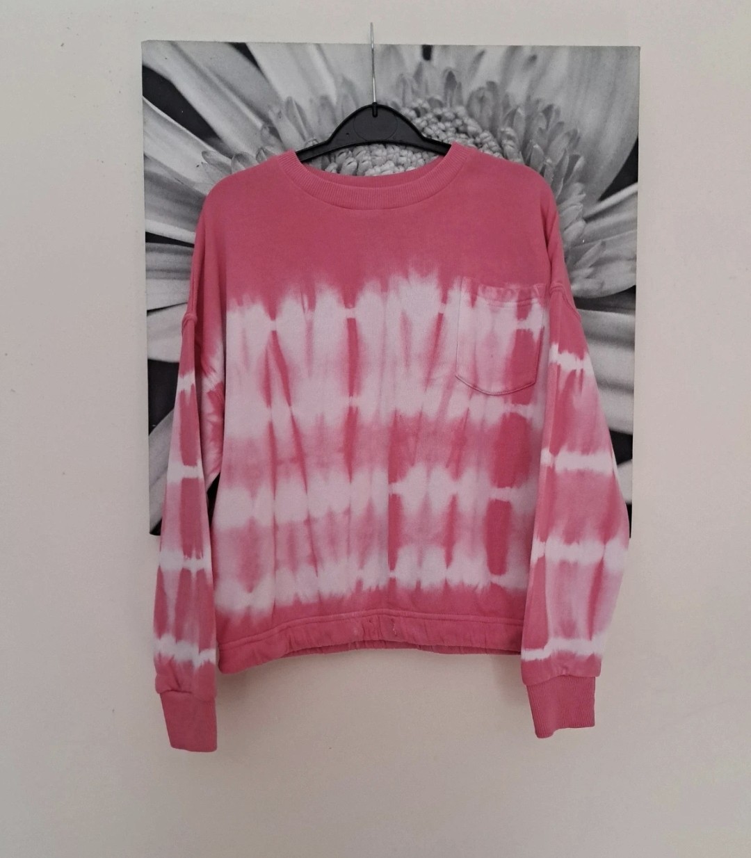 Girls top / sweatshirt age 9 - 10