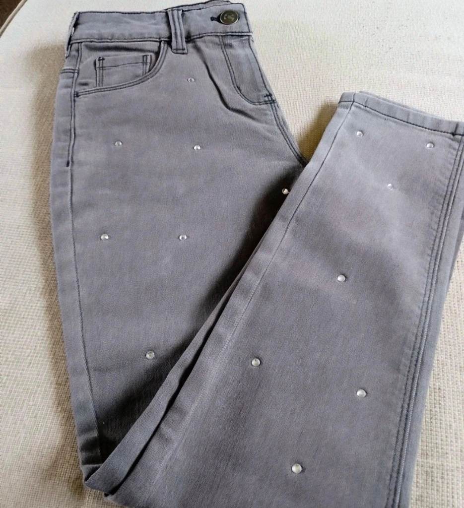 Girls skinny jeans age 9 - 10