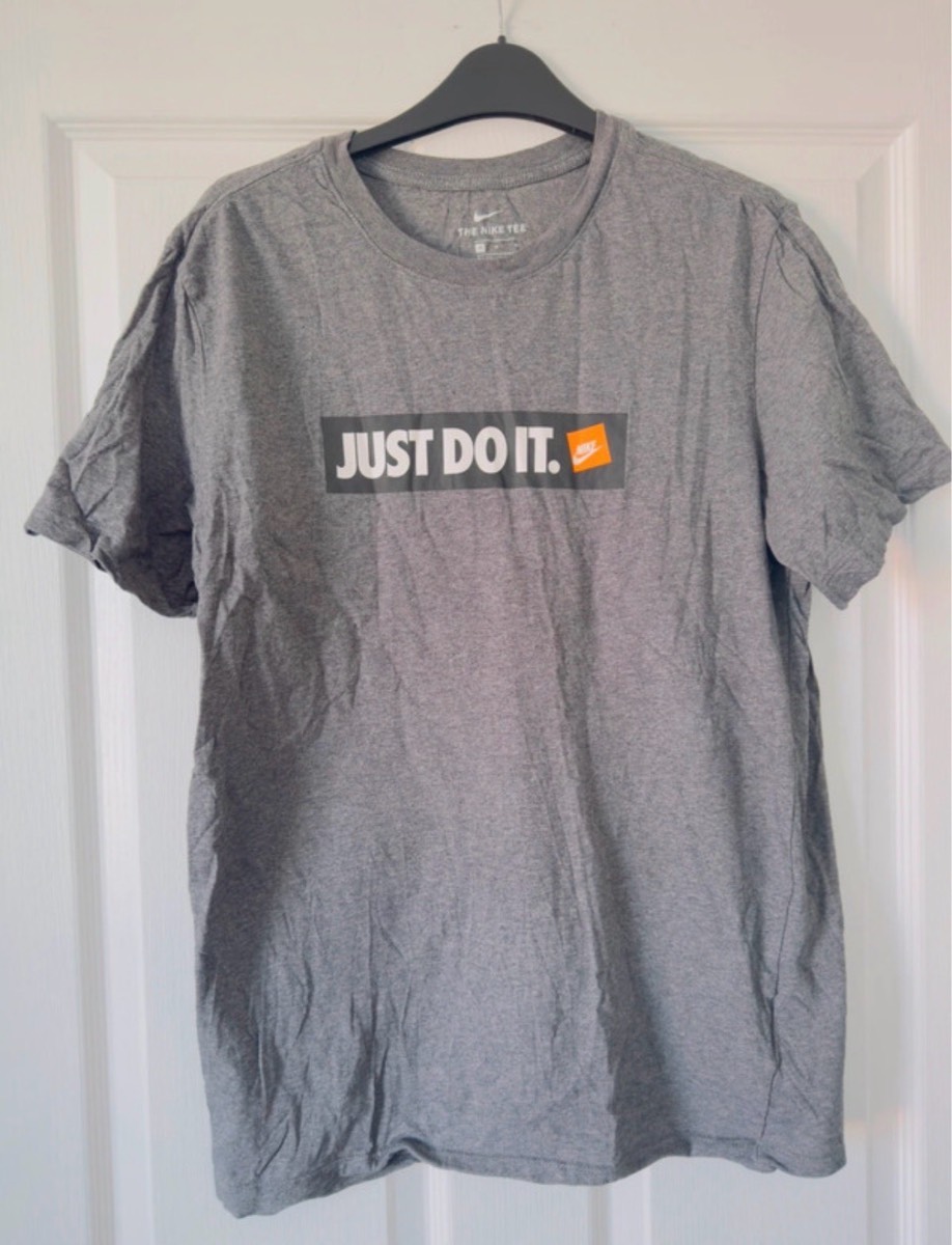 Nike Men's Grey Cotton Jersey Crew Neck Just Do It Logo T-Shirt, Short Sleeve M
