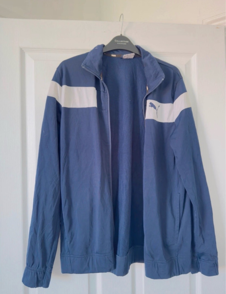 Men’s Size Medium 100% Polyester Puma Navy & White Zip Up Tracksuit Jacket