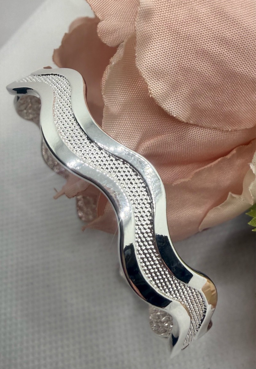 925 Stamped Sliver Wavy Design Adjustable Bangle