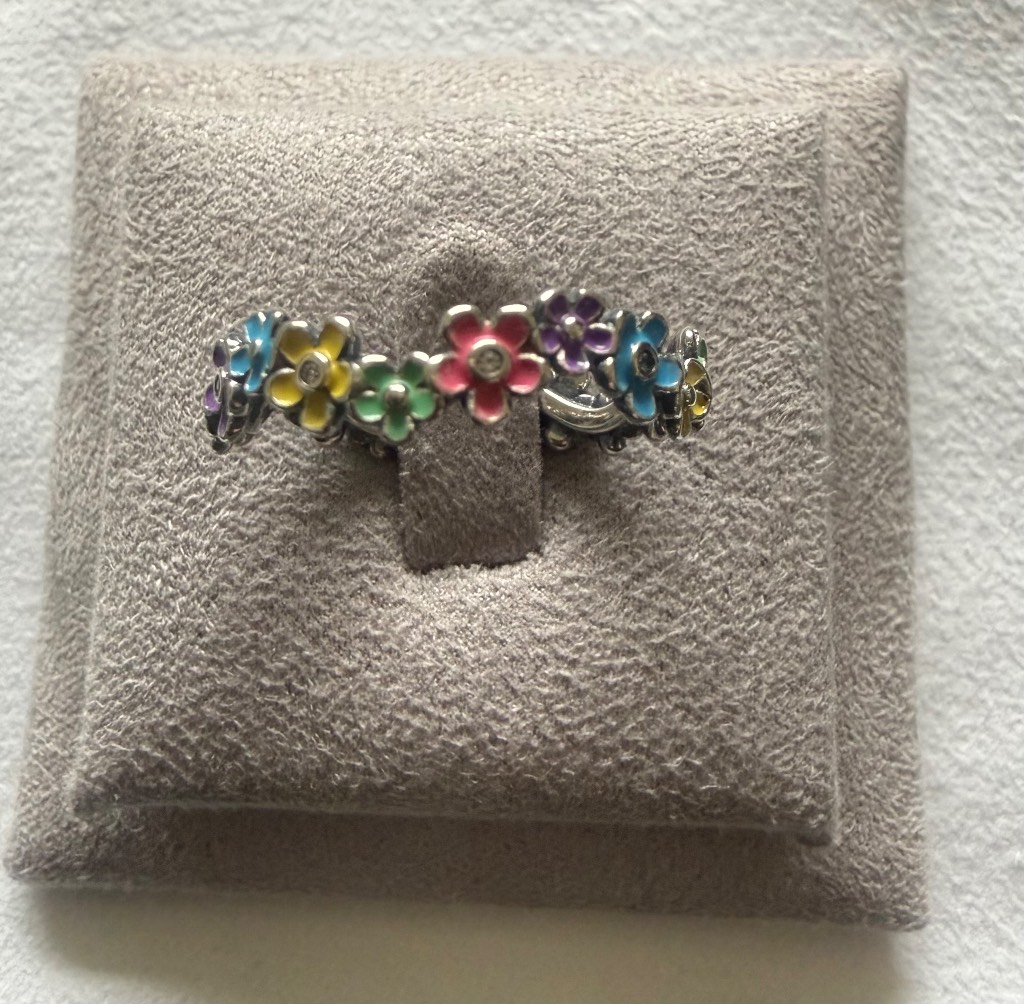 Stamped 925 Sliver And Enamel Flower Ring Size N