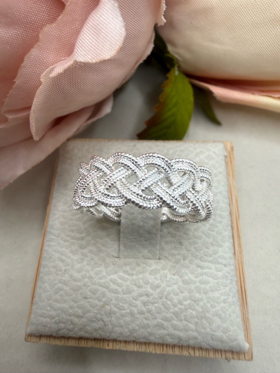 Sliver plated ring adjustable