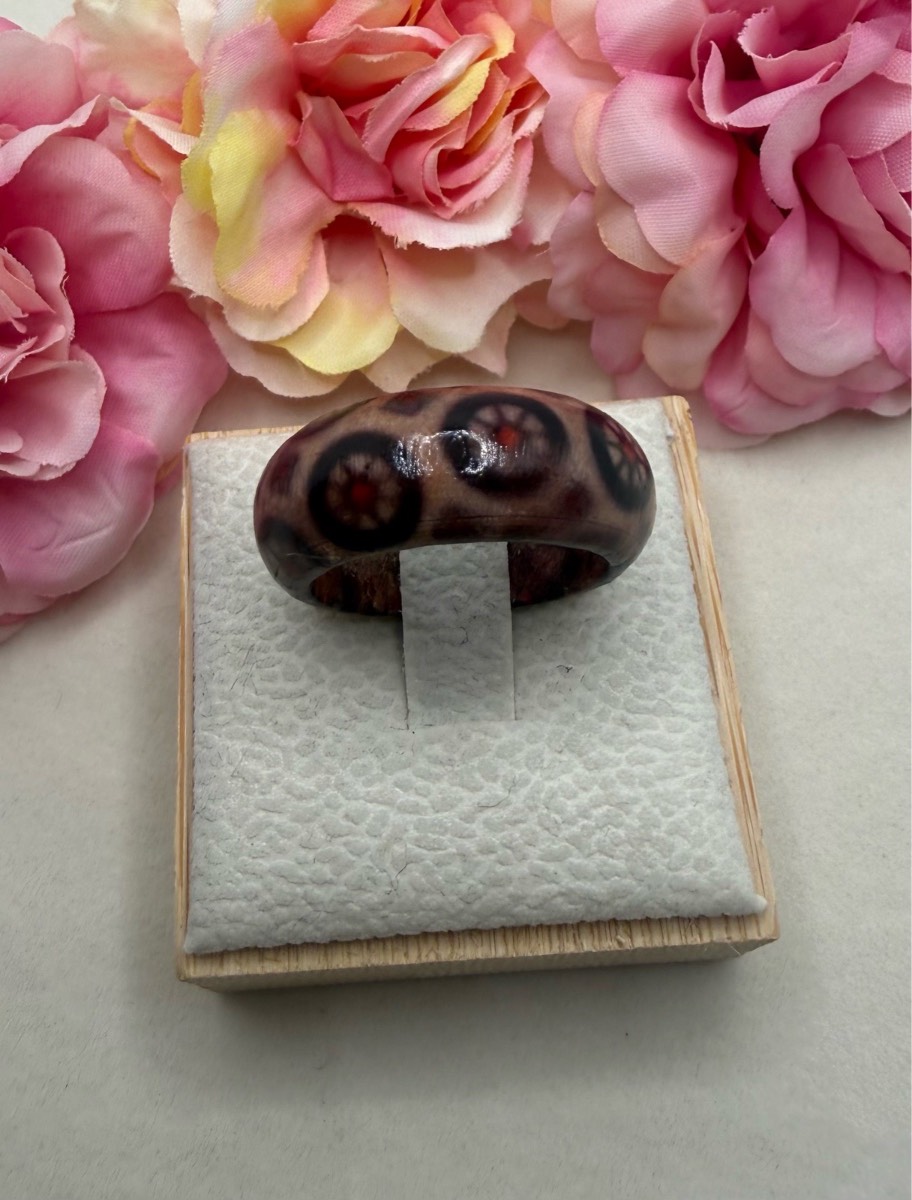 Wooden ring size N