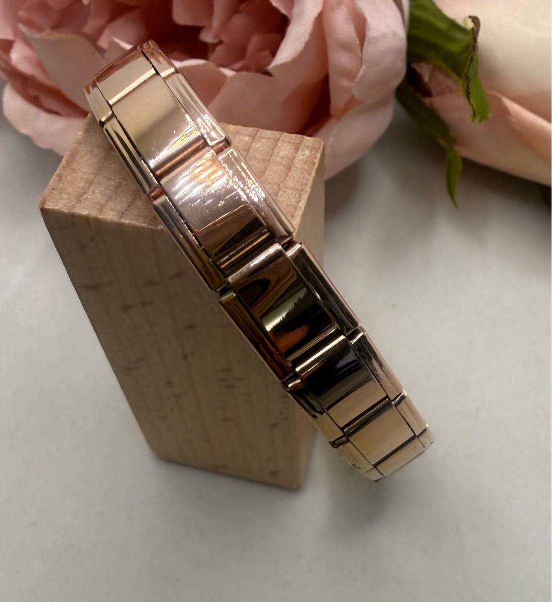 Rose gold plated stainless steel 9mm Italian style link bracelet