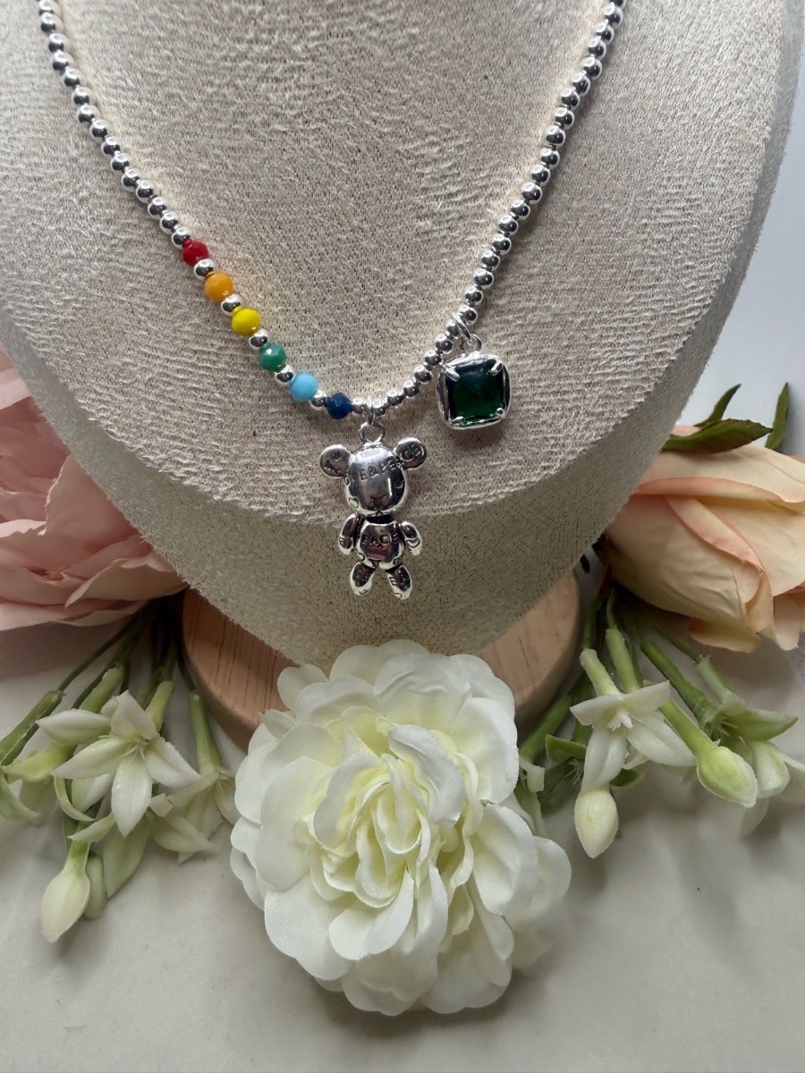 925 stamped sliver stretchy peace and love bear necklace