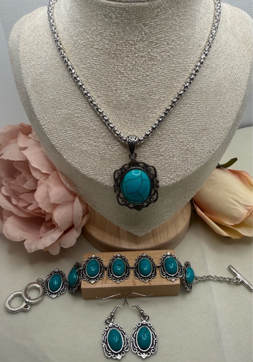 Turquoise coloured boho jewellery set