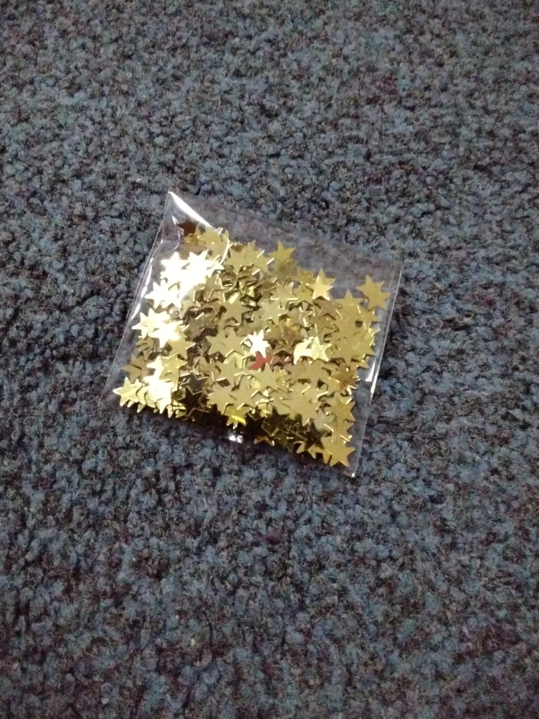 Small bag small gold star confetti