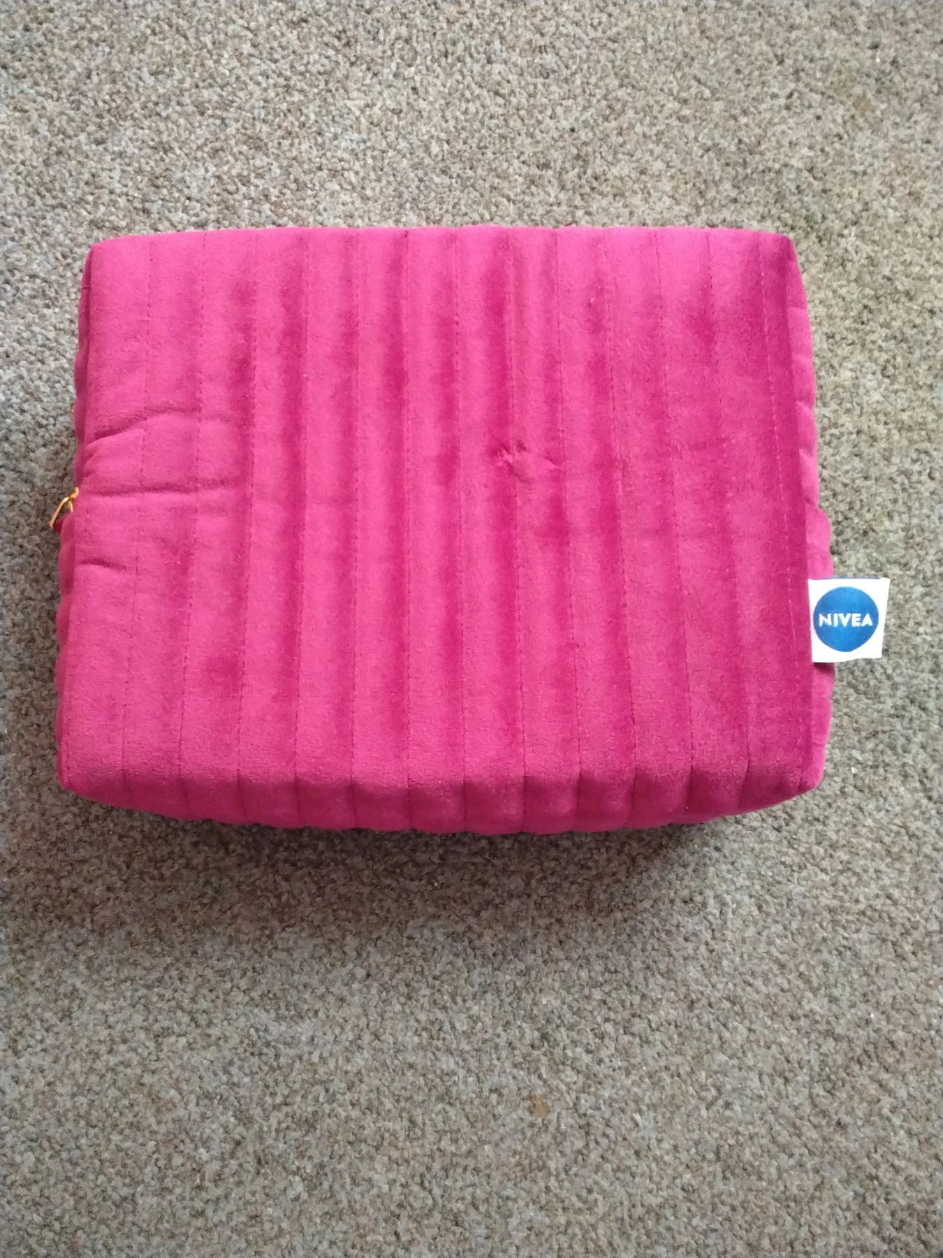 Nivea Purple toiletries / Cosmetics zip up bag