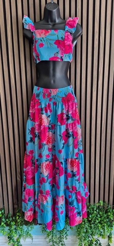 Vibrant Floral 2-Piece Crop Top & Maxi Skirt Set size M (10/12)