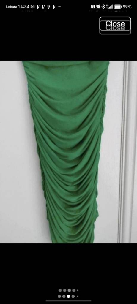 🆕💚 stunning Lavish Alice ruffle dress in size 8 witt tags 💚