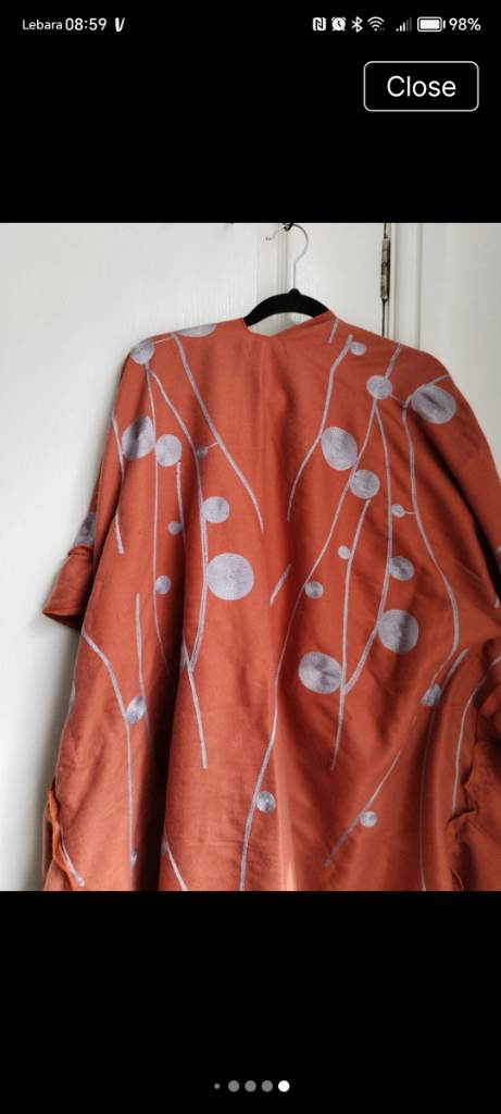 🆕🧡 Gorgeous embroidered coral kimono size 14/24🧡