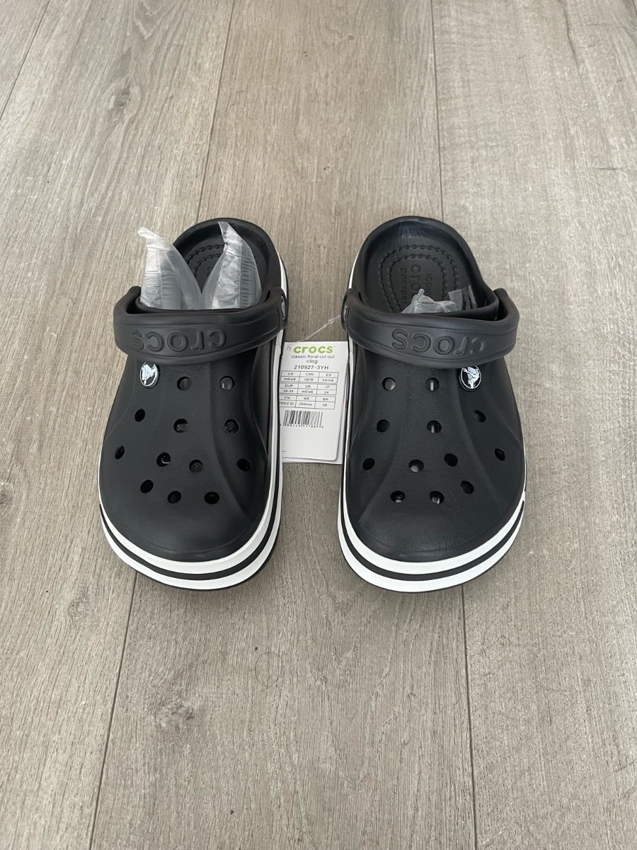 Crocs Classic Floral Cut Clogs Size 5