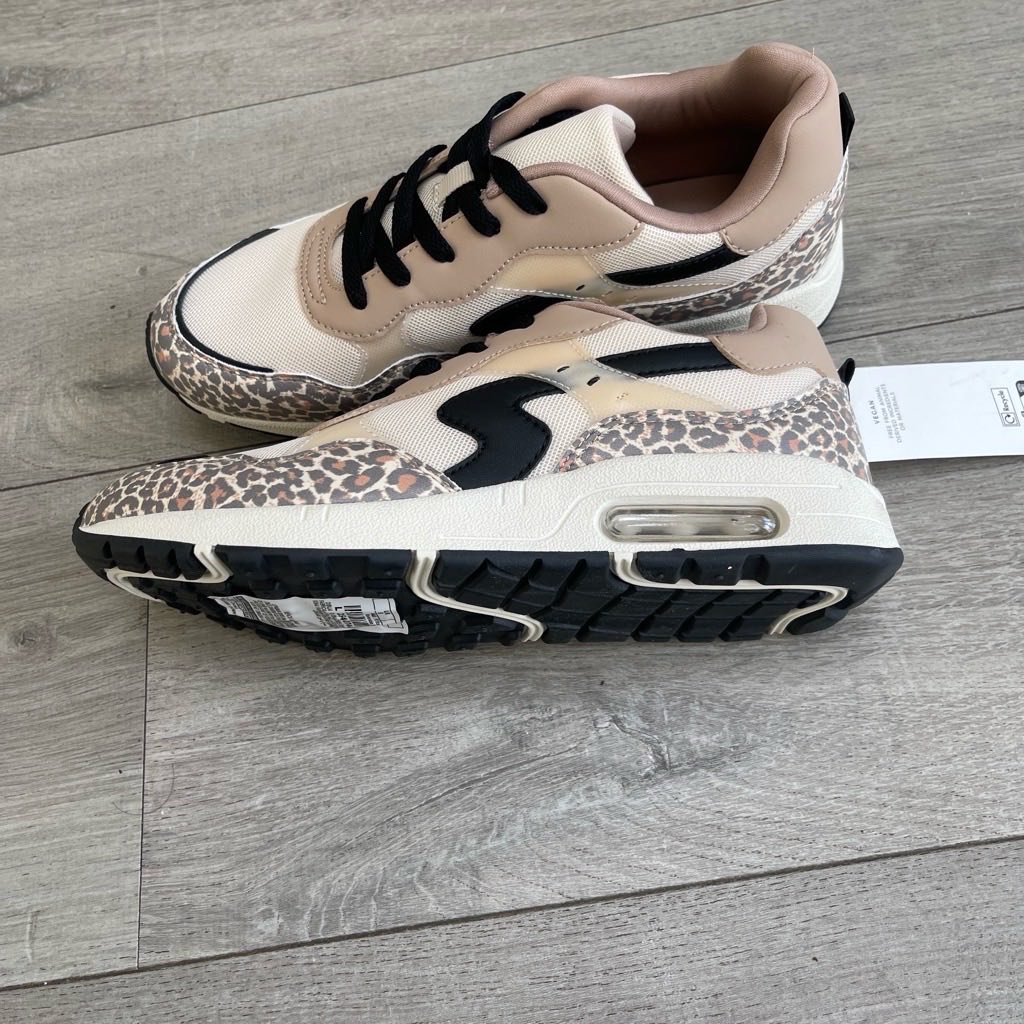 M&S Low Wedge Leopard Print Trainers Size 5