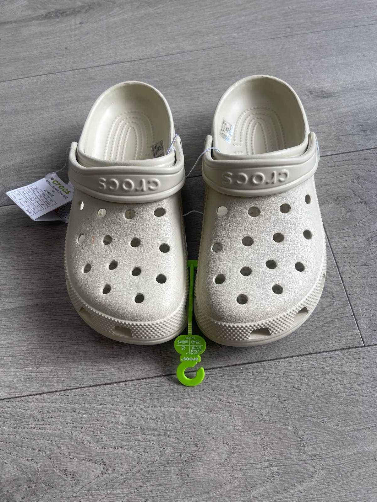 Classic croc clogs bone colour size 6