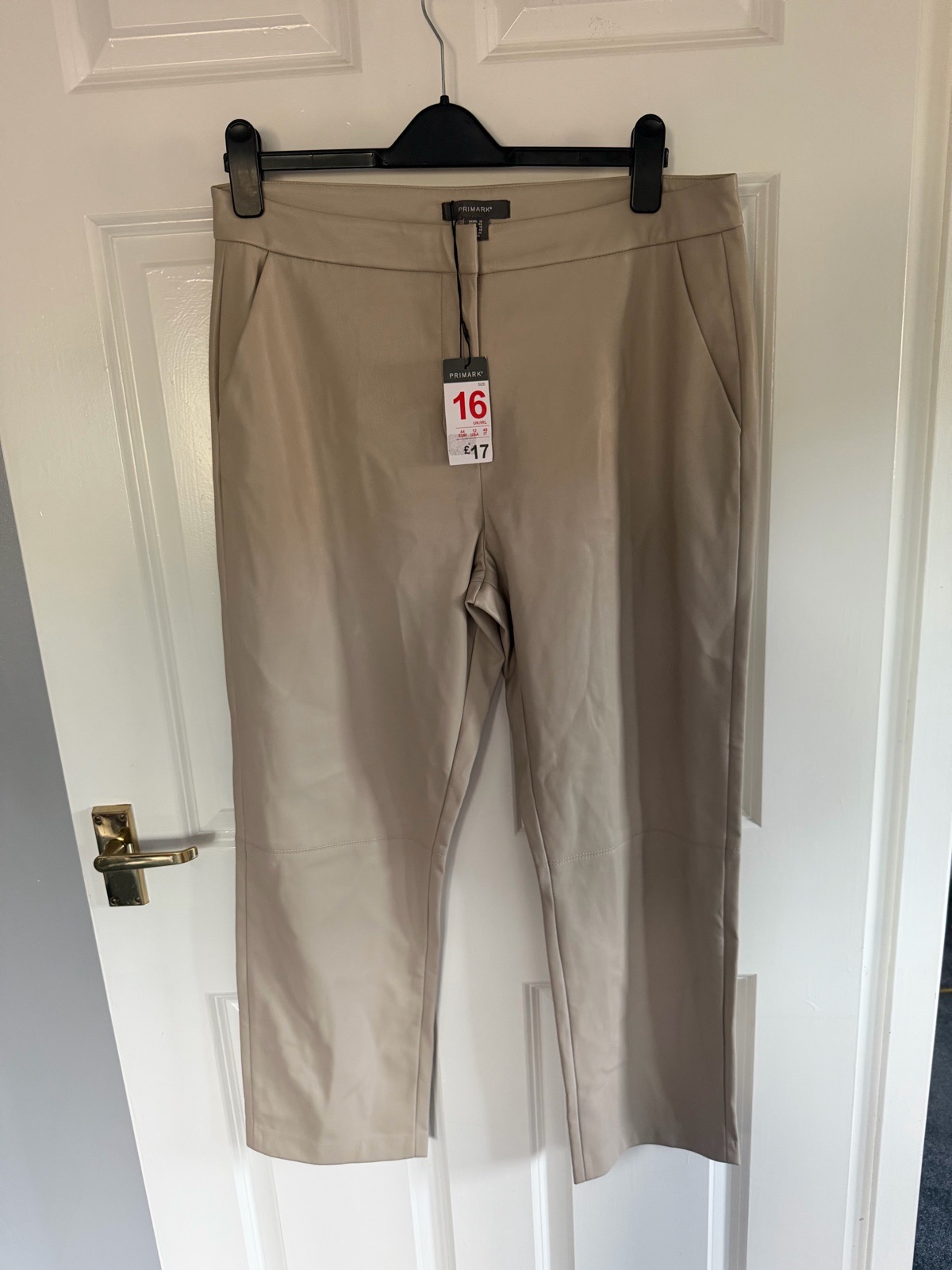 Primark trousers for ladies size 16 £1.00