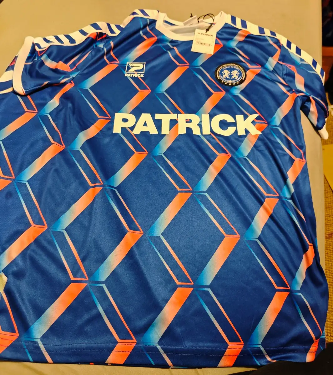 Patrick shirt mens small