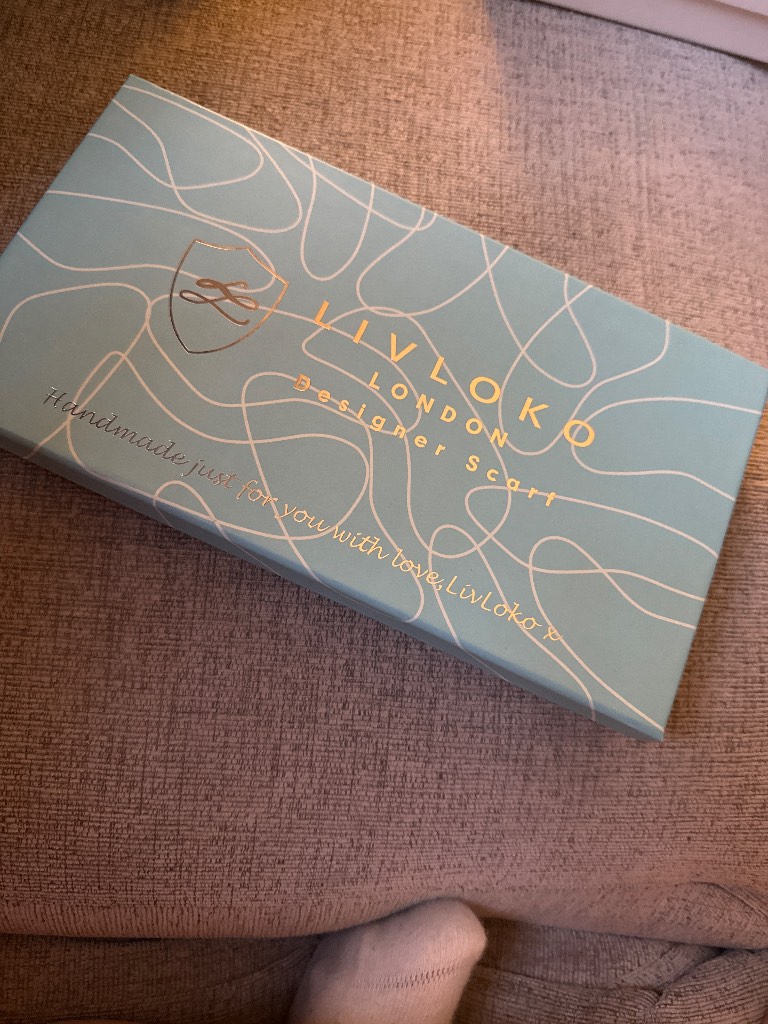 Lucio London designer scarf