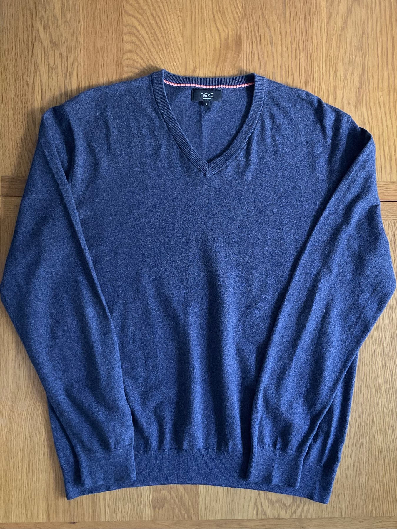 Next men’s v neck jumper size L Blue