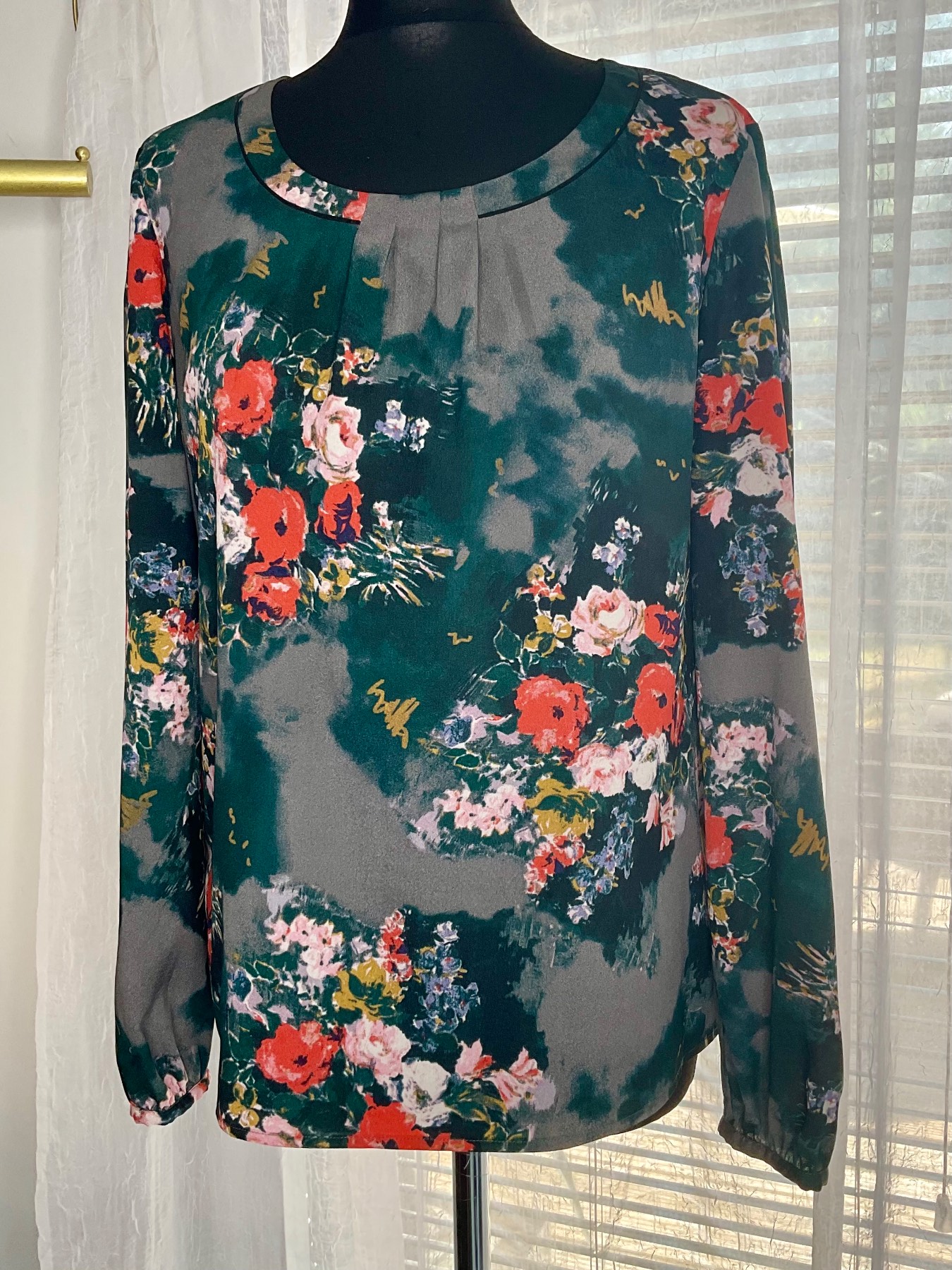 Laura Ashley Floral Long Sleeve Blouse. Size 12