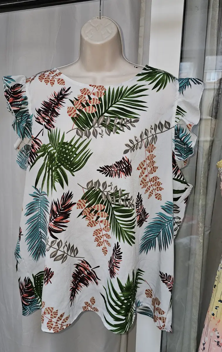 White Leafprint Ruffleedge top - 4XL- Shein