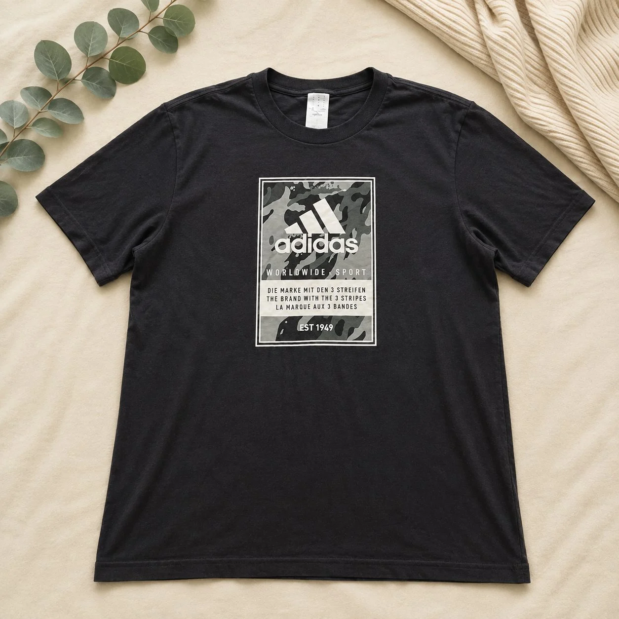 Adidas Men's Graphic Logo T-Shirt Camo Box Black Size M