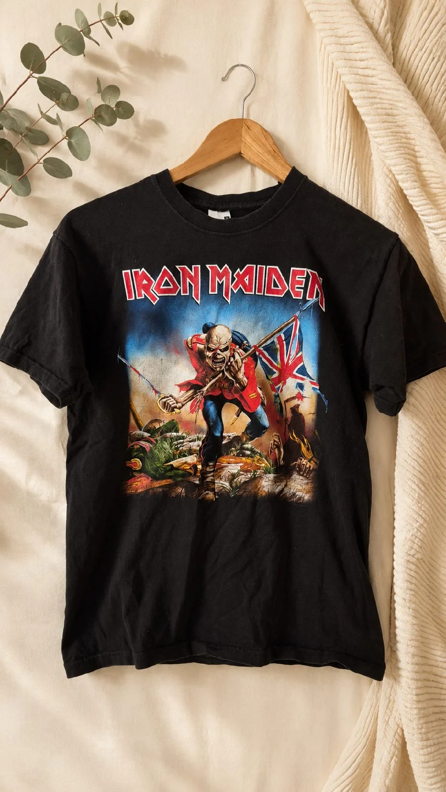 Iron Maiden The Trooper Graphic Band T-Shirt Size S B47