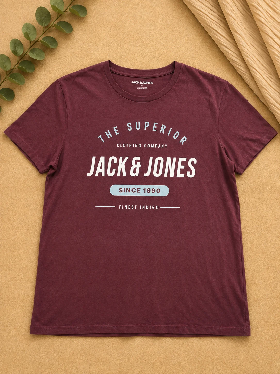 Mens Jack & Jones maroon tshirt size XL