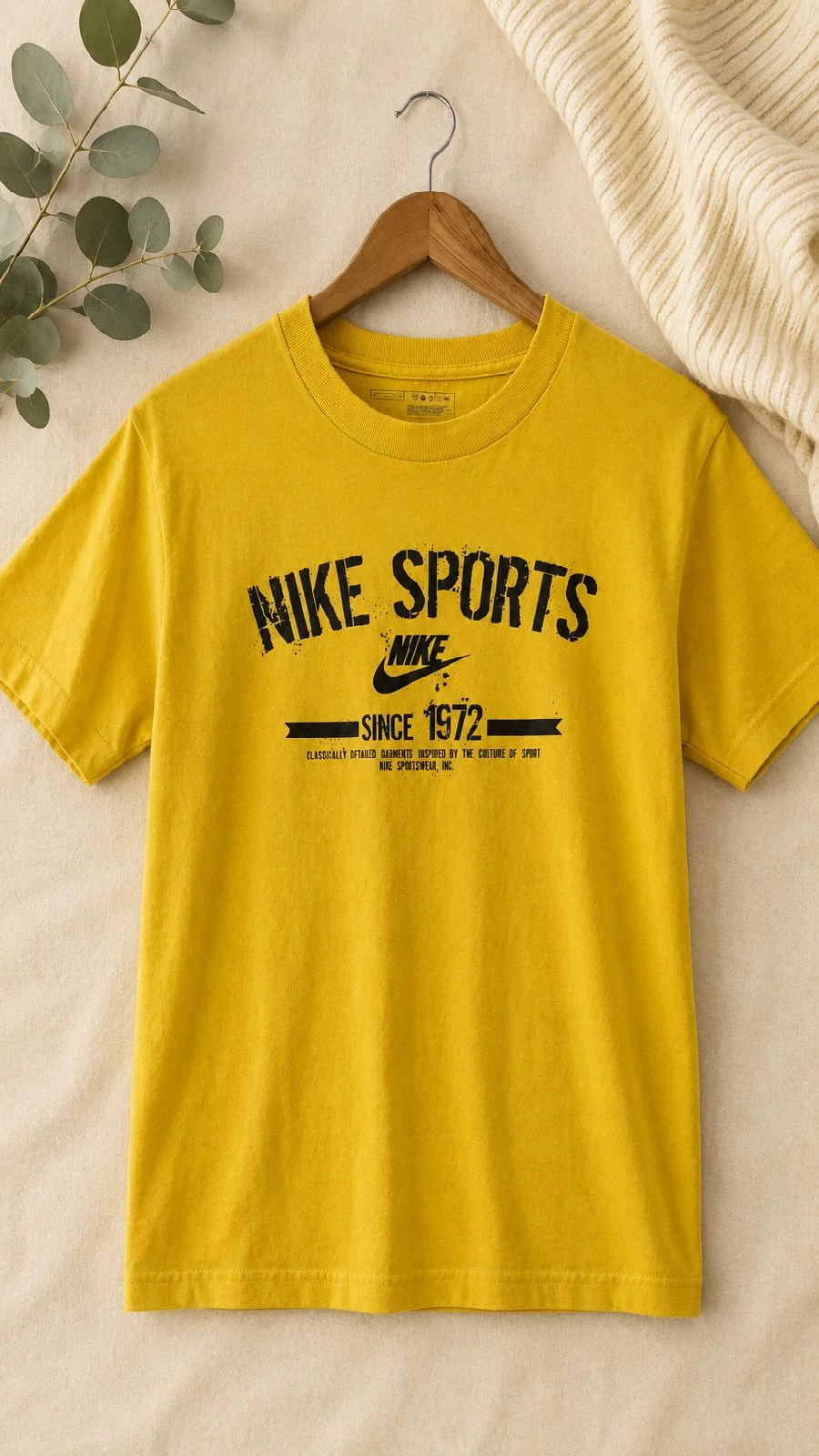 Nike Sports Since 1972 Men’s Yellow Graphic T-Shirt Size S Retro Style B50