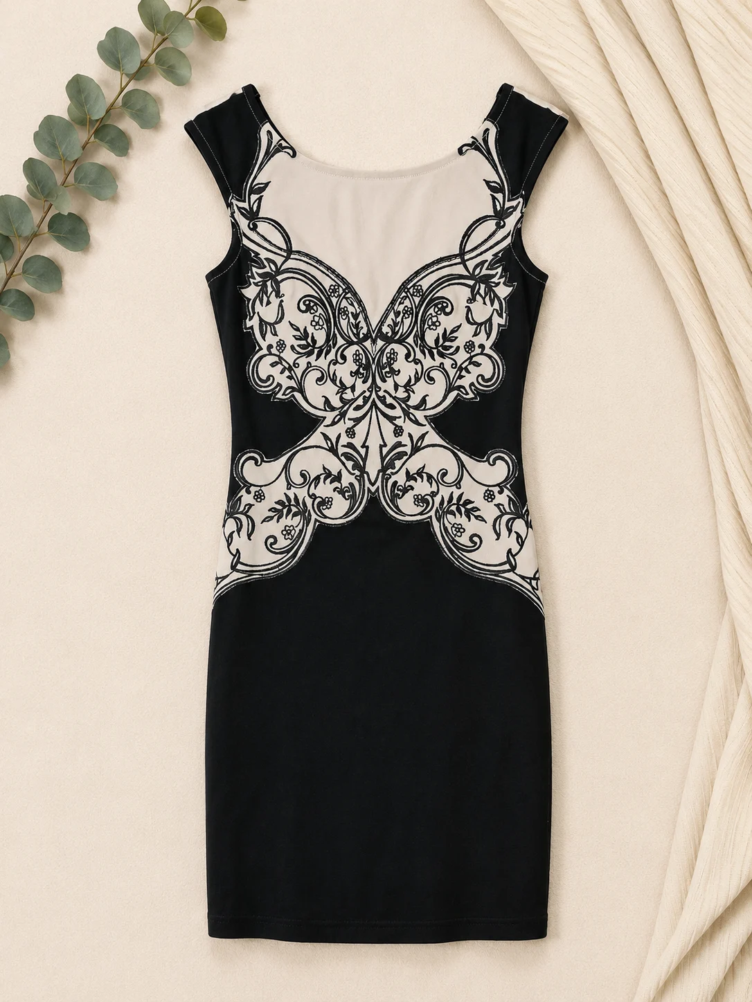 Lipsy London nude & black body con dress size 10