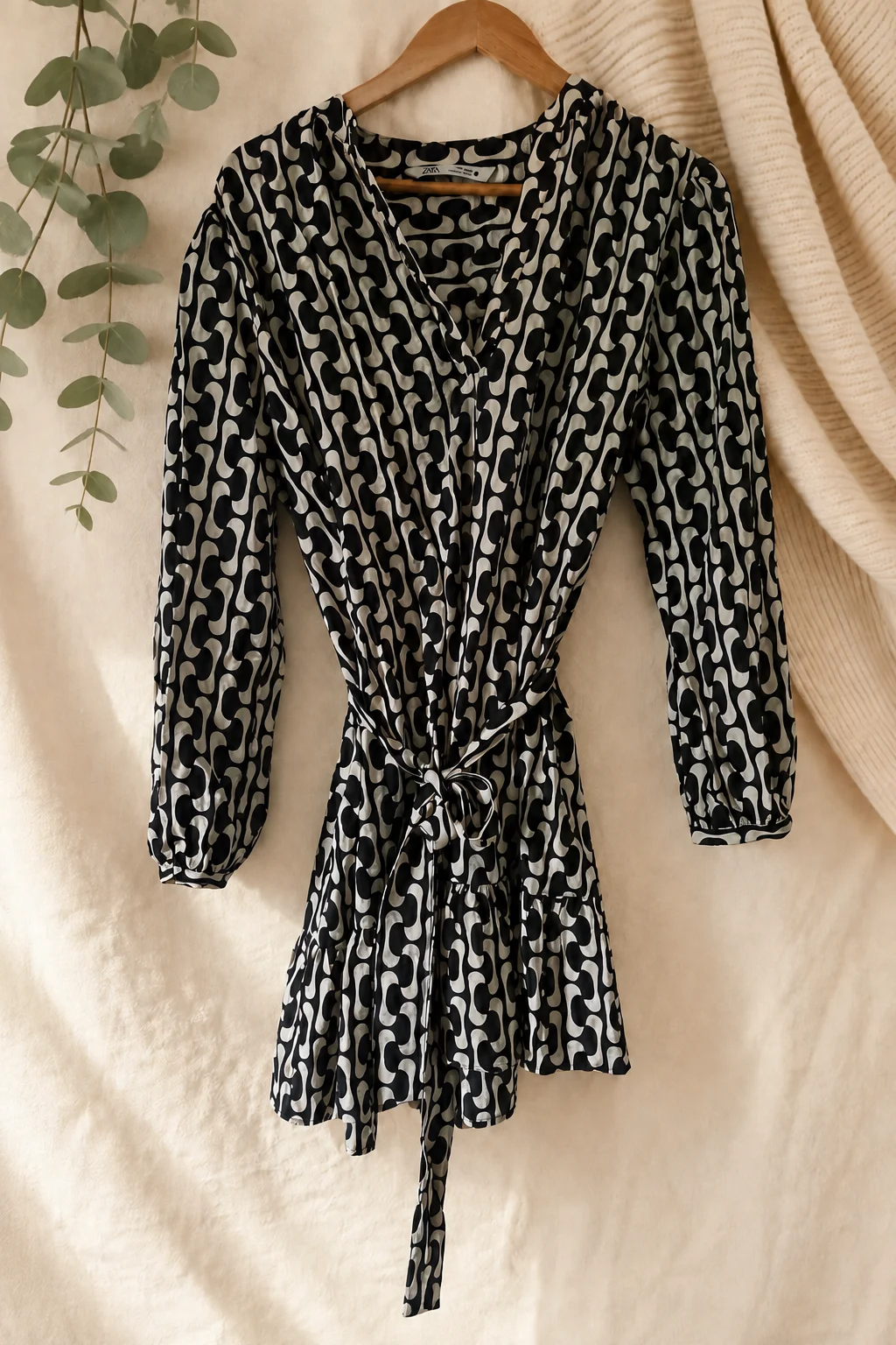 Zara Black & Cream Abstract Print Belted Mini Dress Size M