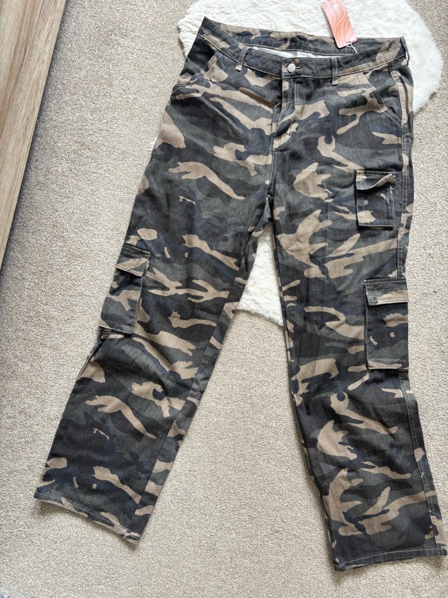 Cargo style jeans