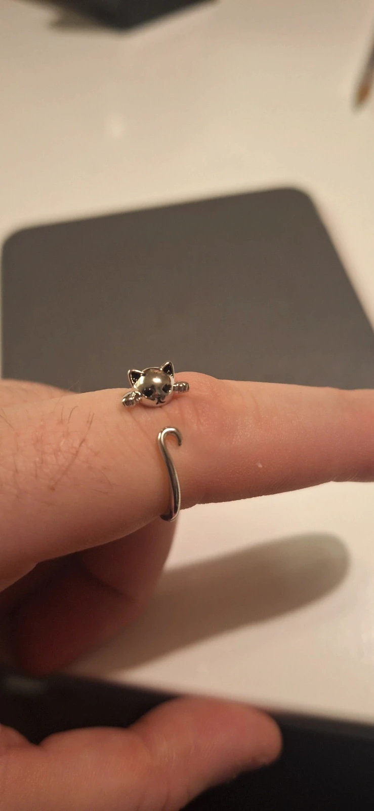 Womens adjustable cat ring