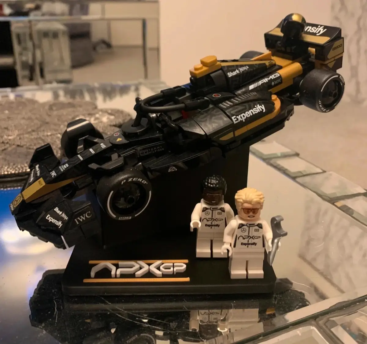 LEGO Speed Champions 77252 APXGP Display Stand