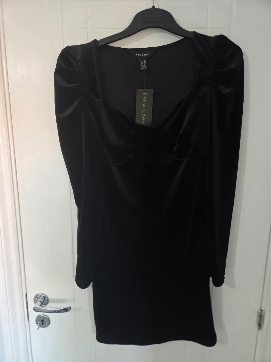 New Look Black Velvet Sweetheart Puff Sleeve Mini Dress Size 12