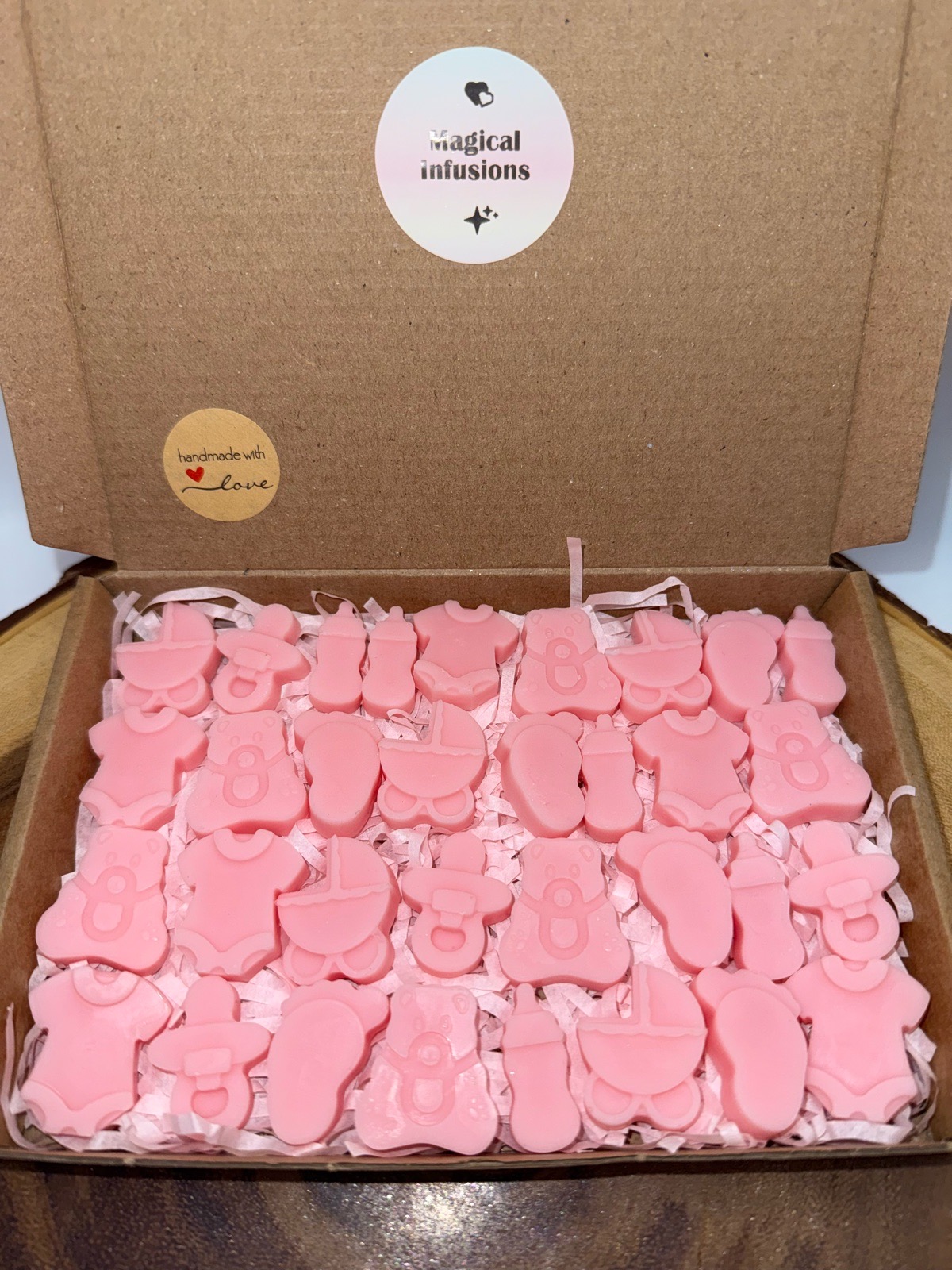 33 wax melts, baby themed, baby powder scented, highly fragranced baby shower favours