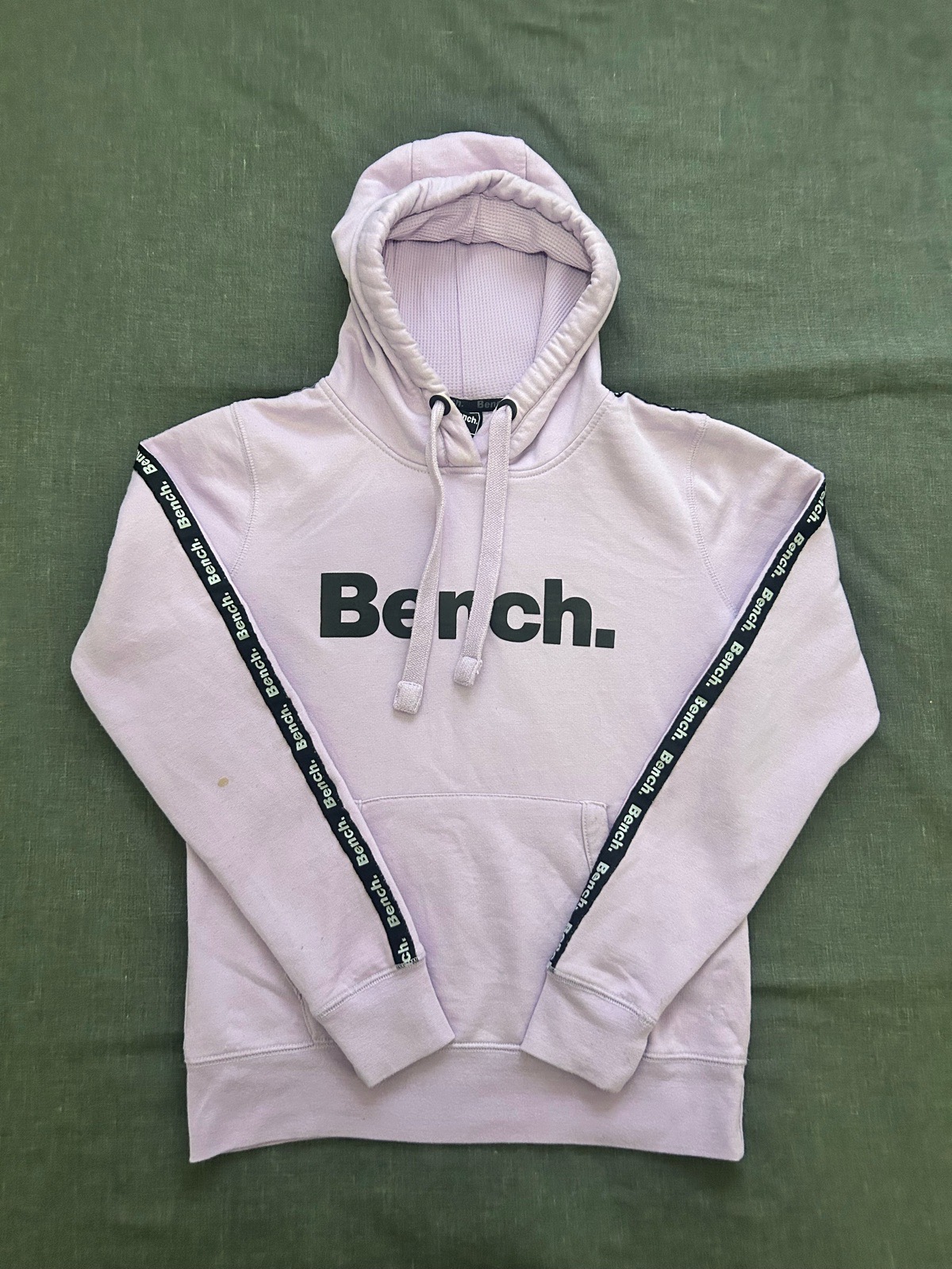 Lilac ladies bench hoodie with thumb holes size 14