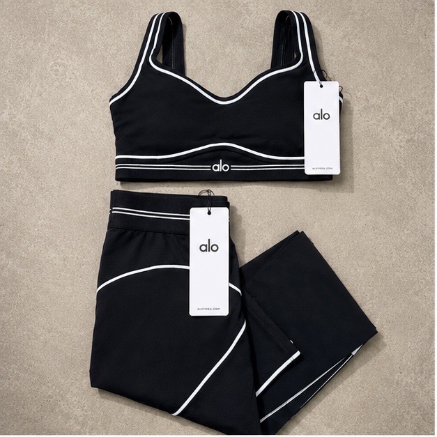 Women's Alo Set - Size M - Black - Next Day Dispatch