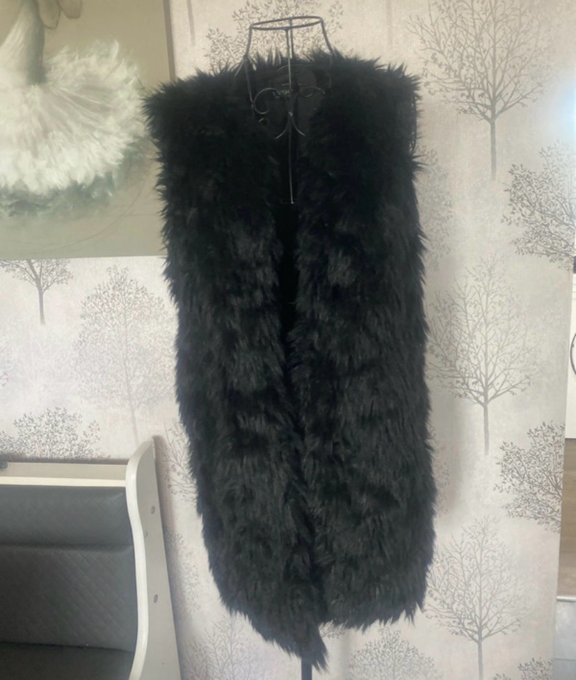 Topshop Black Faux Fur Long Gilet  - Size UK 8