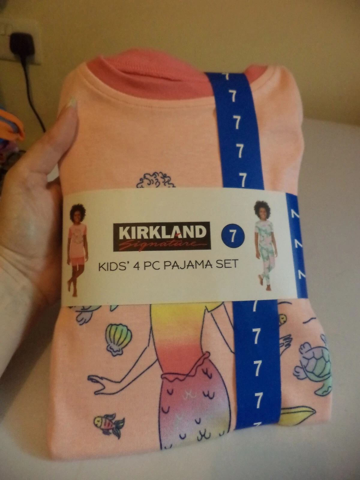 kirkland kids 4 piece pajamas pyjamas set girls age 7 childrens PJs nightwear