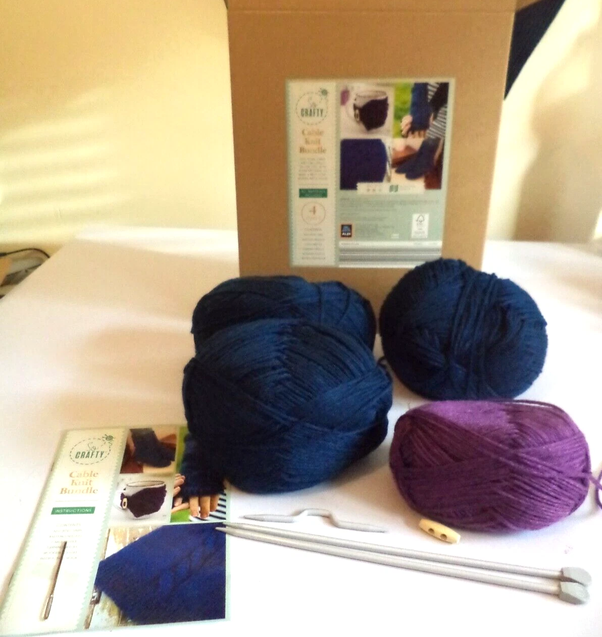 CABLE KNIT KNITTING BUNDLE KIT makes 4 SOCKS GLOVES HAT ETC craft gift set wool