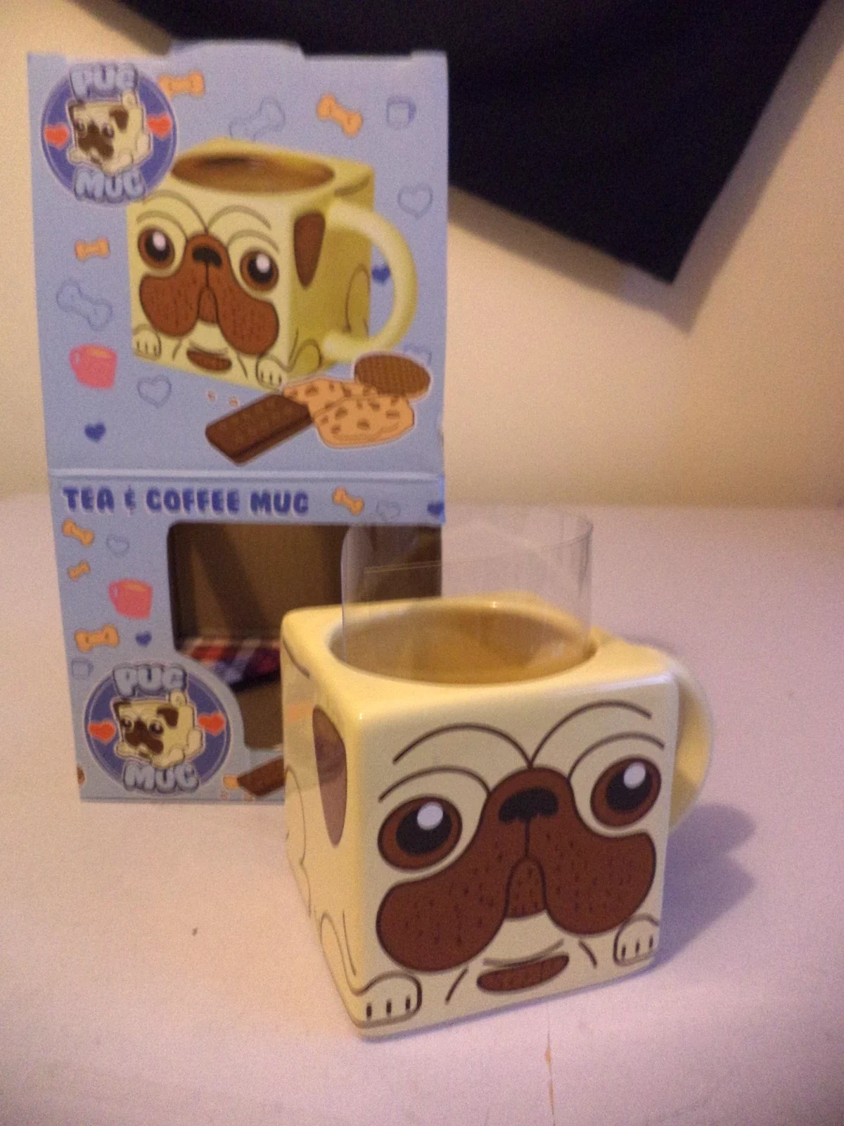 BNIB SQUARE PUG MUG BEIGE NOVELTY CUP DOG NOVELTY CERAMIC CUBE CUBOID gift