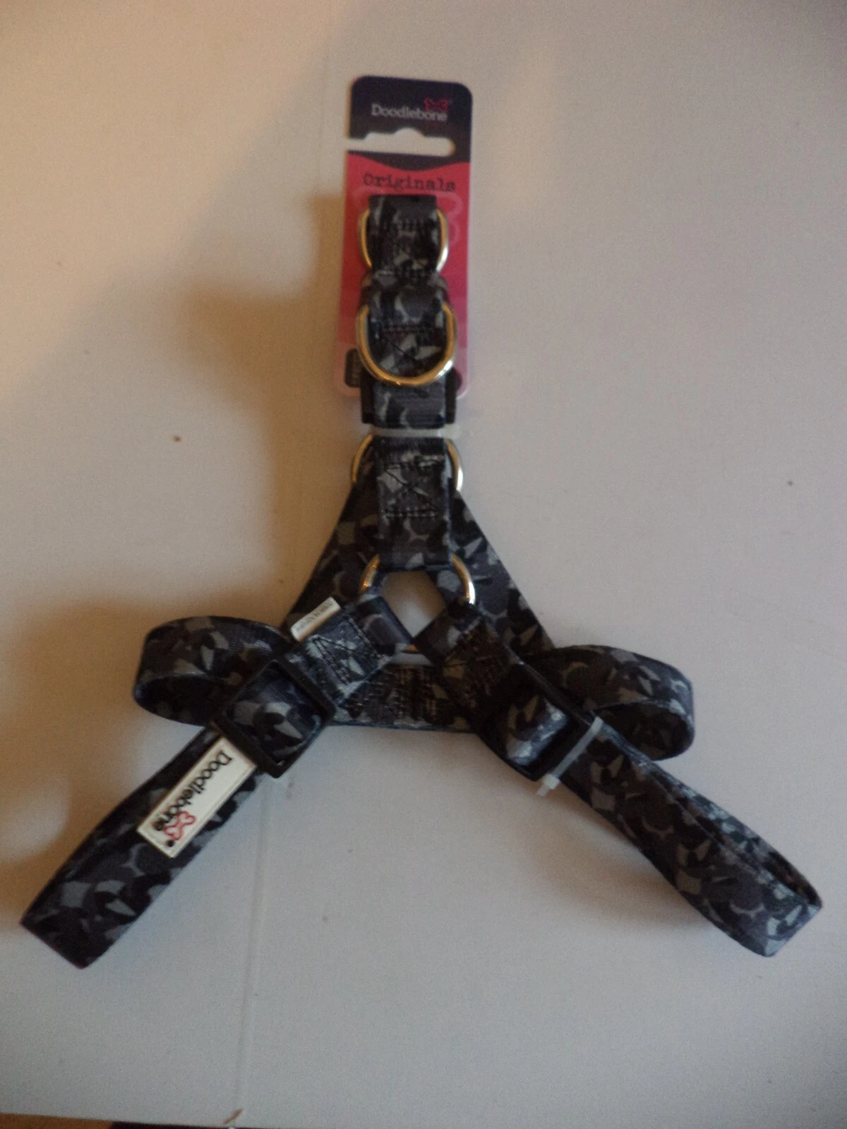 Share Doodlebone Strap Harness Dog Puppy Bold Nylon Adjustable size 5-8 charcoal camo