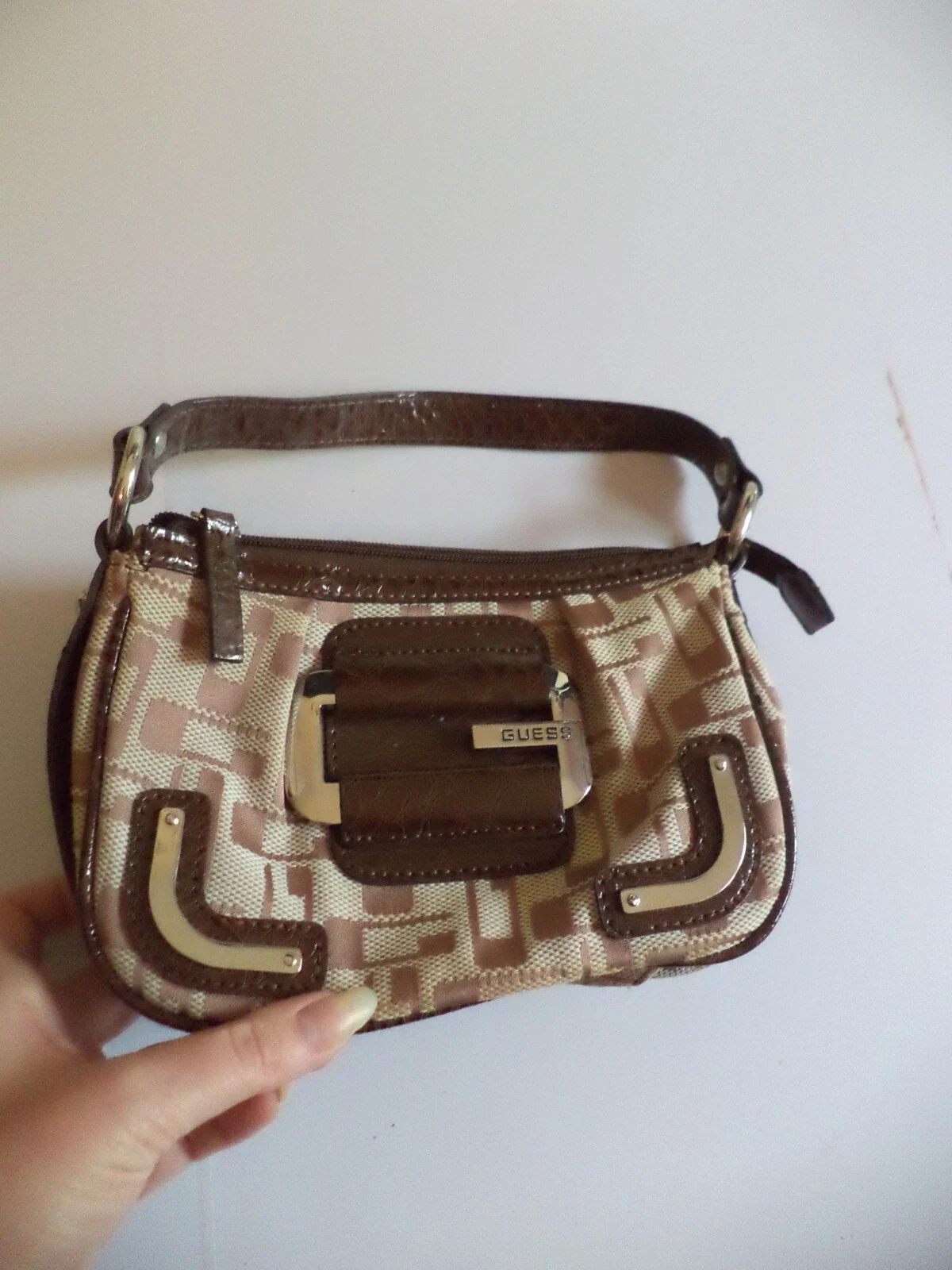 Vintage Guess Monogram leather small brown Handbag Bag purse
