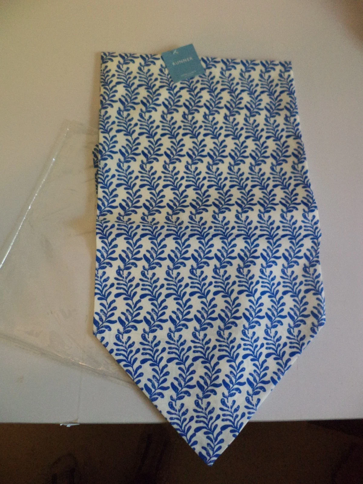 NEW John Lewis Blue & white Table Runner cloth 131.5 x 34cm decoration scandi indoor outdoor